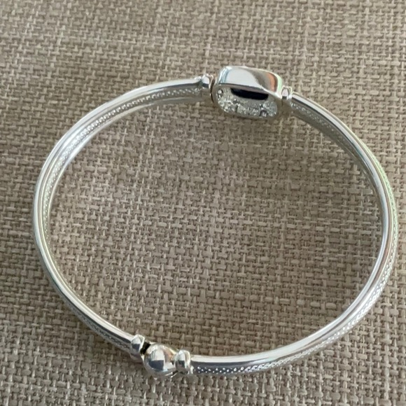 Sterling Silver and Lapis oval bangle bracelet - Picture 5 of 10